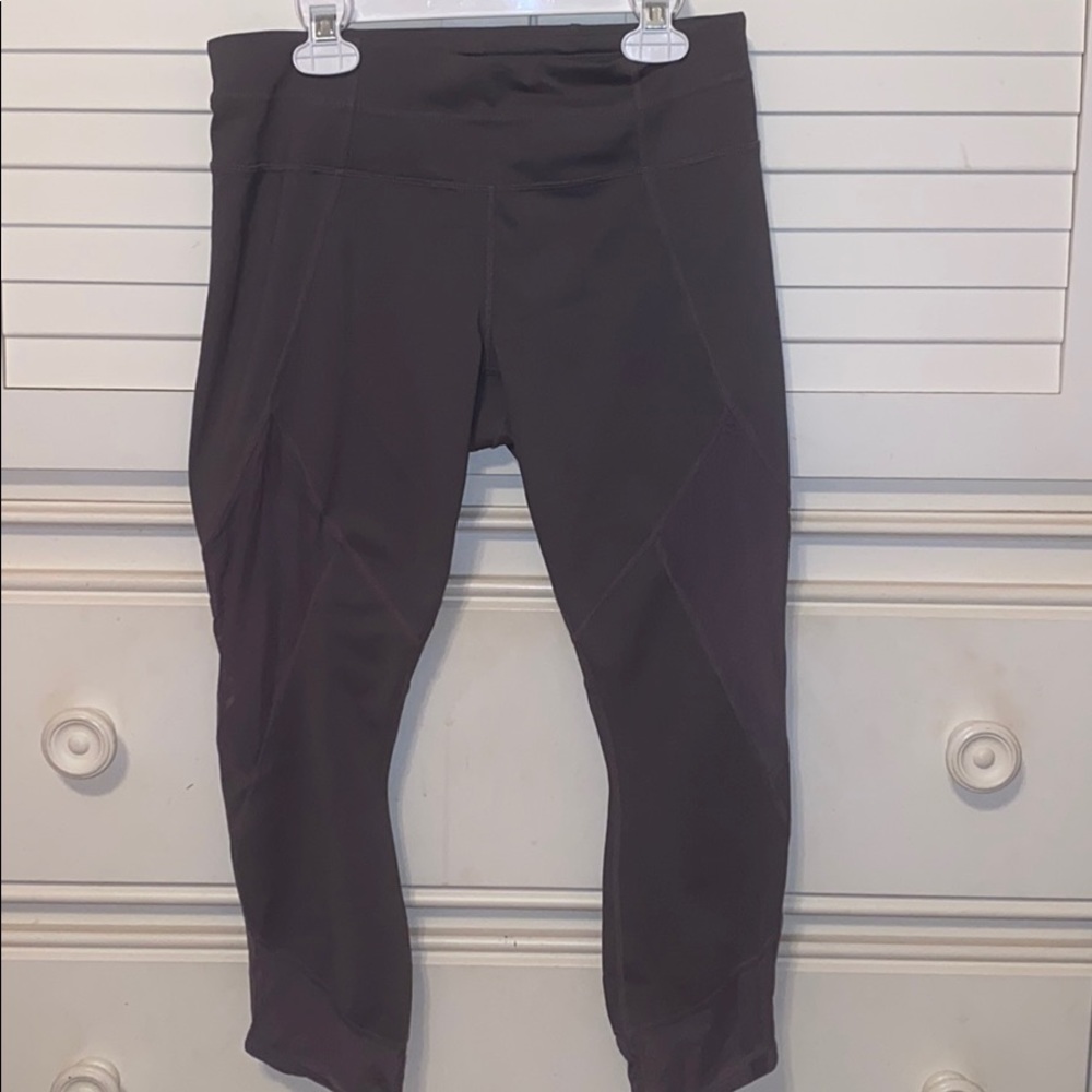 Cropped Athleta Leggings